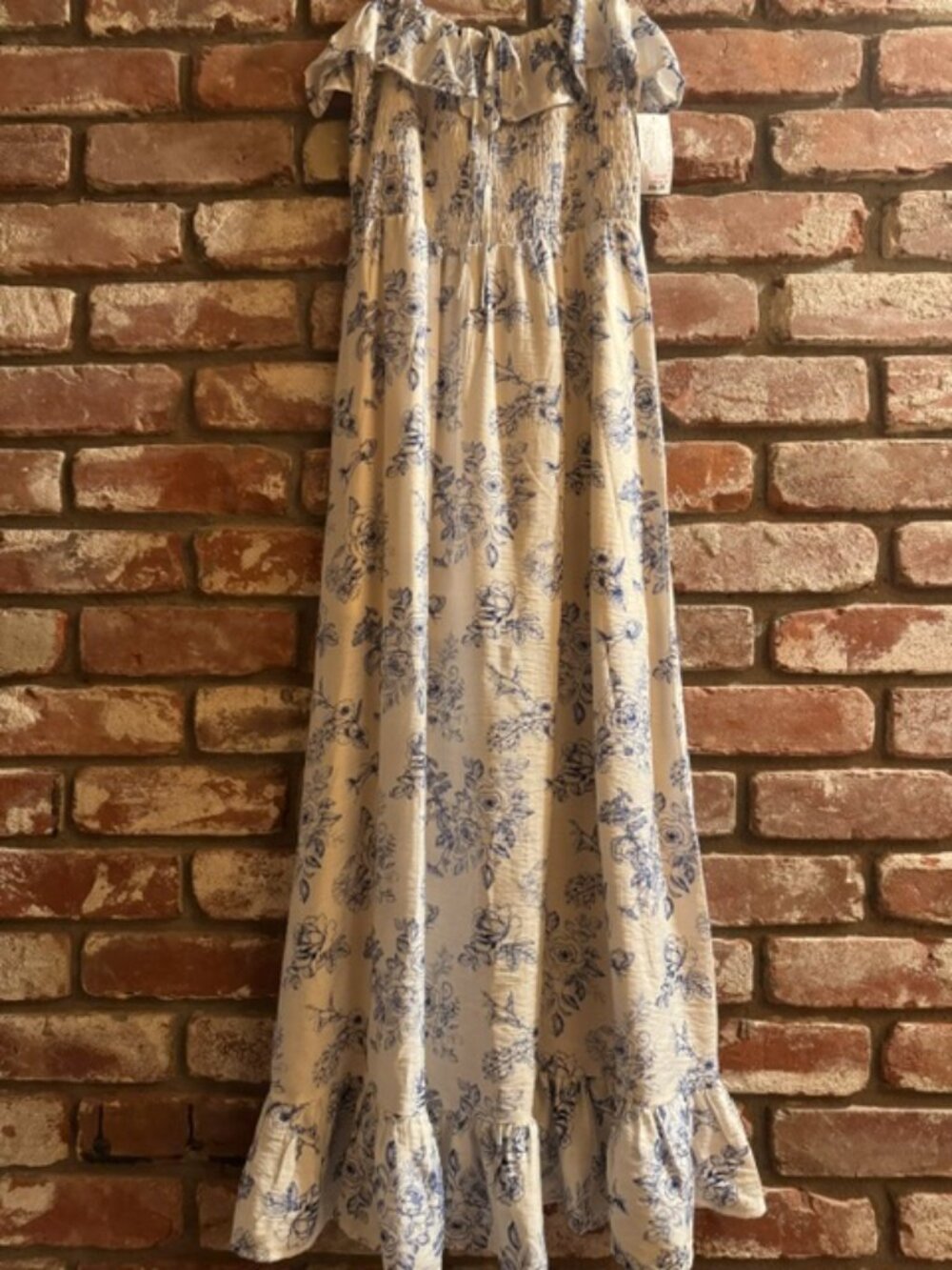 Long Summer Maxi Dress in Sweet Blue & White Floral Size Small